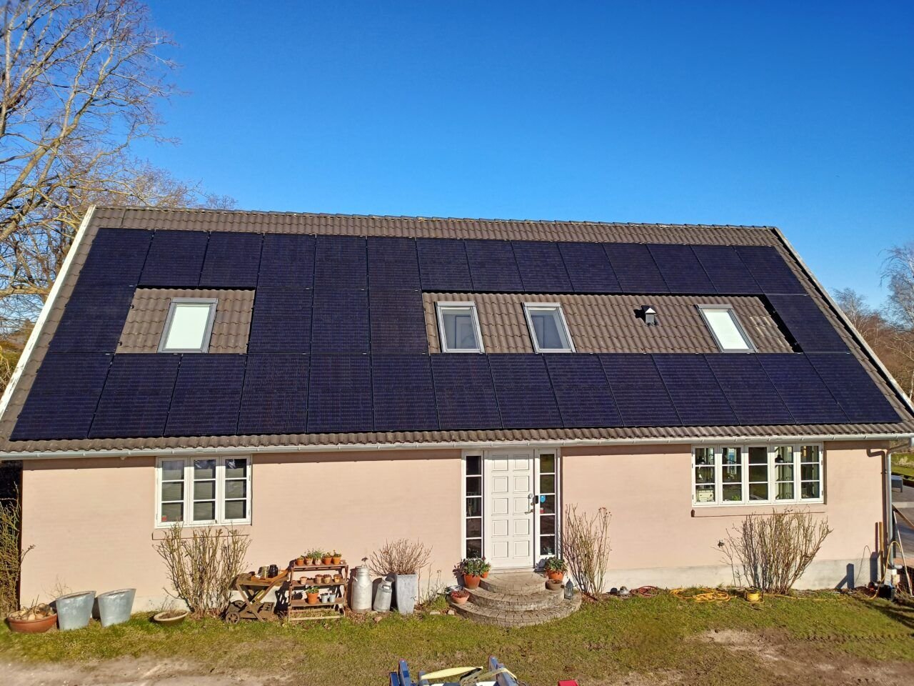 Slangerup 12 2 kWp Hybrid Solcelleanlæg Solet Danmark