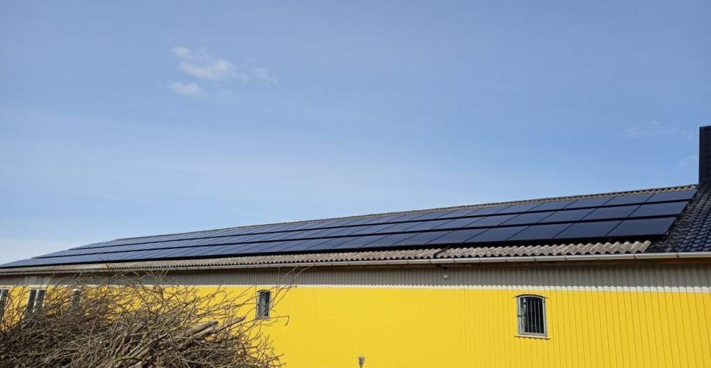 Hybrid Solcelleanlæg i Langeskov